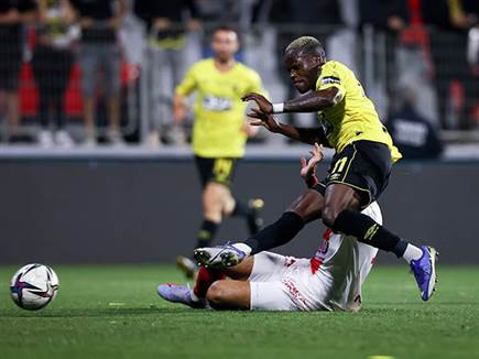 כשגם האורחת רושמת מספר החמצות משל עצמה (מאור אלקסלסי)