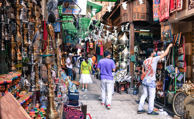 שוק חאן אל חלילי קהיר מצרים (צילום: margery hagie, Shutterstock)