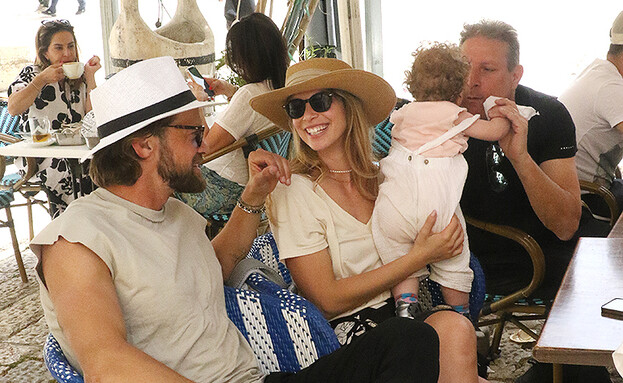 פפראצי לירן כוהנר וגיא גיאור. אפריל 2022 פפראצי לירן כוהנר וגיא גיאור. אפריל 2022