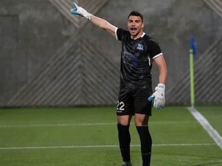 השאיר את ריינה במשחק. אבו ניל (אודי ציטיאט)