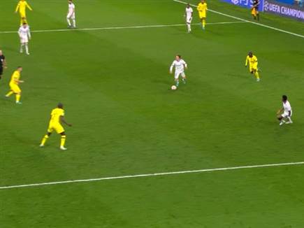 למודריץ' יש מספיק זמן להתקדם, אבל הוא בוחר להפתיע