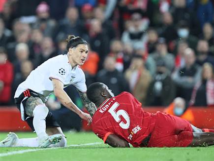 נונייז. הביך את ליברפול (Getty)