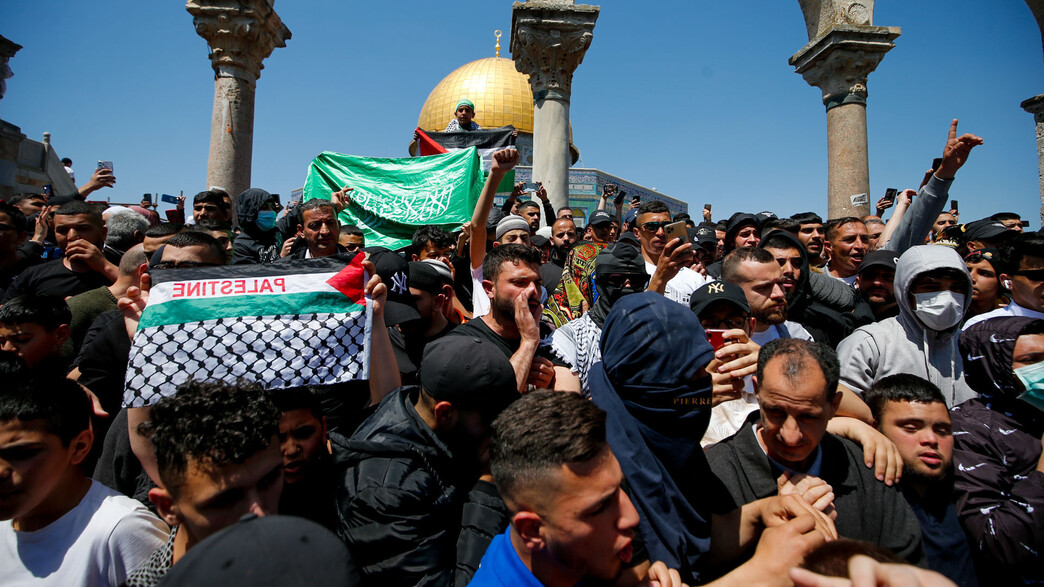 הפגנות פלסטינים במהלך הרמדאן במסגד אלאקצא