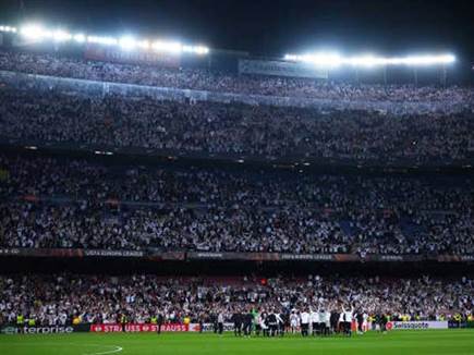 השתלטו על הקאמפ נואו. אוהדי פרנקפורט (GETTY)