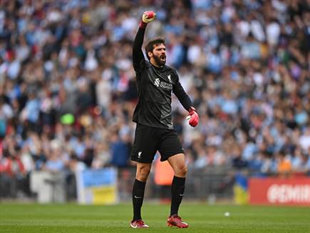 לקח לז'סוס שני שערים. אליסון (GETTY)