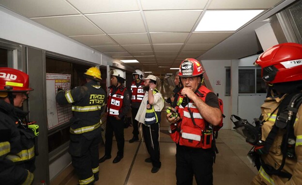 שריפה בבית החולים שיבא תל השומר (צילום: תיעוד מבצעי כב"ה)