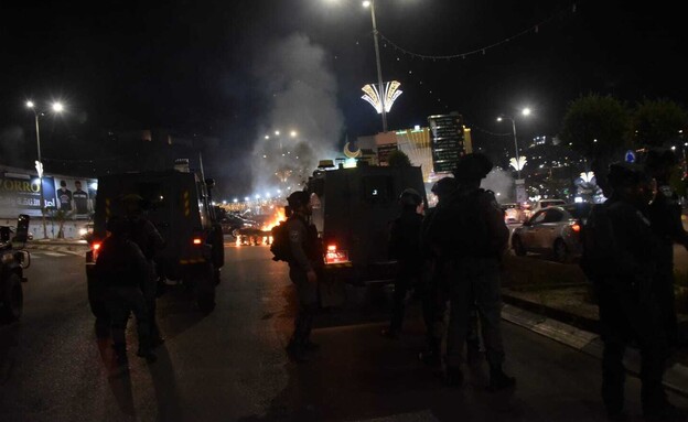 כוחות המשטרה באום אל-פחם (צילום: דוברות המשטרה)