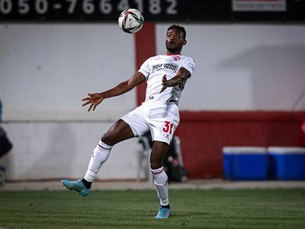 אנסה חזר אחרי השער החשוב שלו בחצי הגמר (צילום: מאור אלקסלסי)