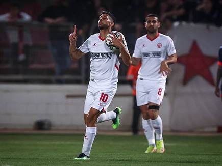 ושינה את התמונה עם שער שוויון (צילום: מאור אלקסלסי)