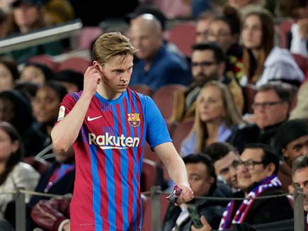 ירד עצבני לחדרי ההלבשה. דה יונג (GETTY)