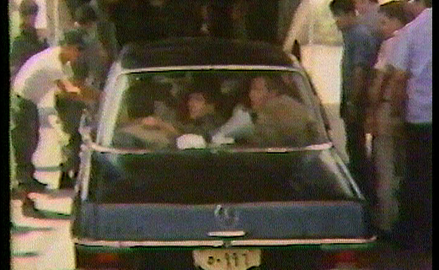 שלושה אנשים במכונית (תמונת AVI: עדי רם, חדשות)