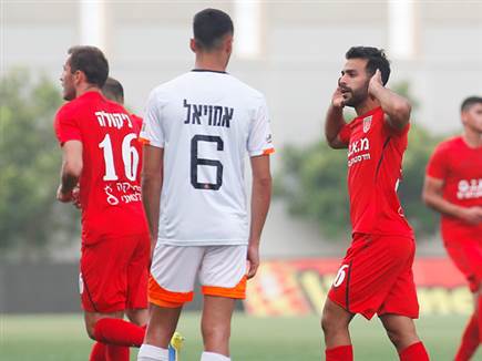 שער אדיר שלו. שחף (אלן שיבר)