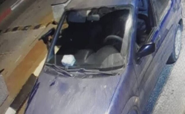 הרכב שממנו בוצע הירי בפיגוע באריאל (צילום: סעיף 27א לחוק זכויות יוצרים)