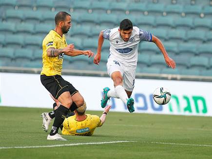 פ"ת הצליחה לחזור זמנית למשחק (צילום: אלן שיבר)