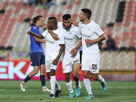 הקבוצה מעיר הנמל הגיבה (לירון מולדובן)