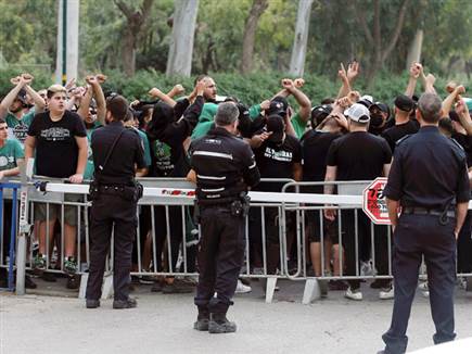 מחאה (אלן שיבר)