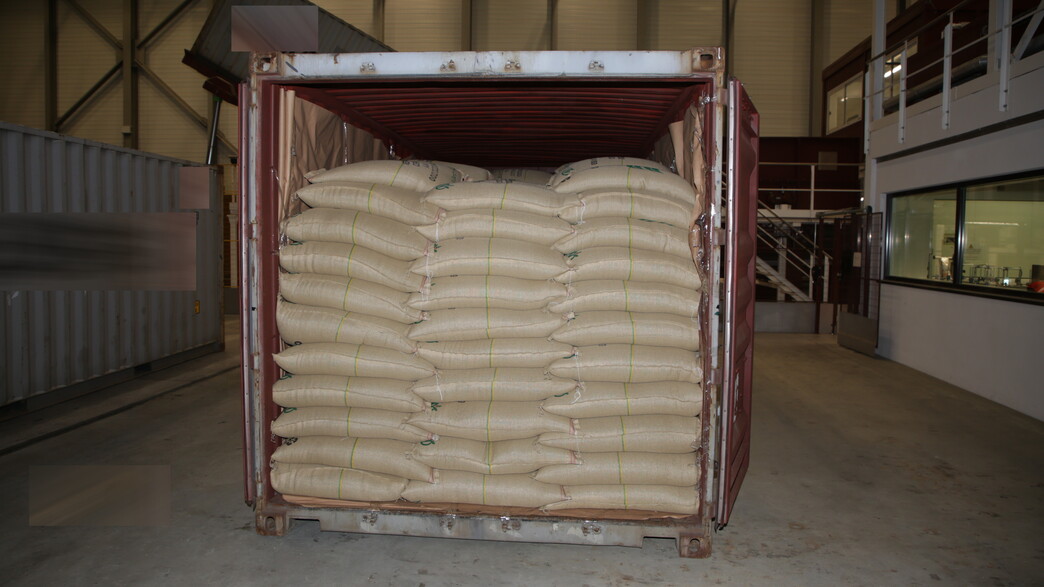 קוקאין שנתפס במפעל נספרסו ברומונט, שוויץ קוקאין שנתפס במפעל נספרסו ברומונט, שוויץ