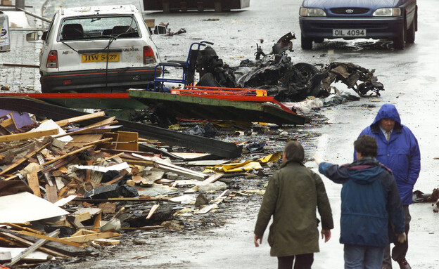 פיגוע שביצע ה-IRA בבריטניה, 1997 (צילום: reuters)