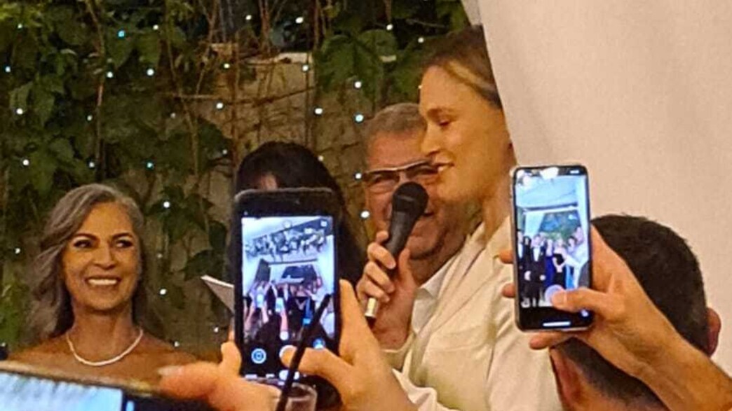 בר רפאלי מחתנת