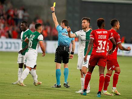 גם העצבים הרופפים של אנשי מכבי חיפה (צילום: אלן שיבר)