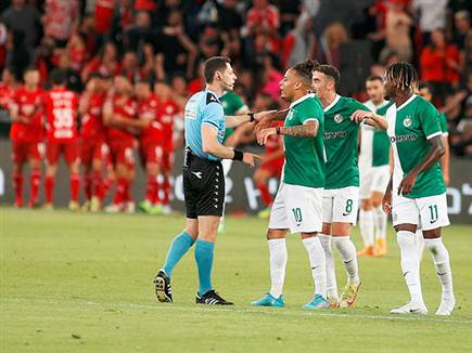 מכבי חיפה תצטרך לאסוף את עצמה לקראת יום שלישי (צילום: אלן שיבר)