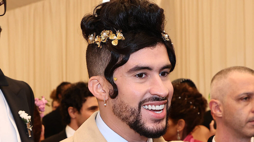 באד באני במט גאלה