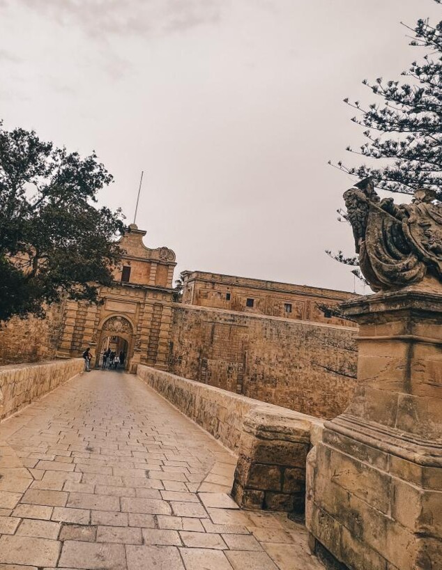 שער הכניסה לעיר היפה ביותר במלטה - מדינה (צילום: ליאת רביב כהן)