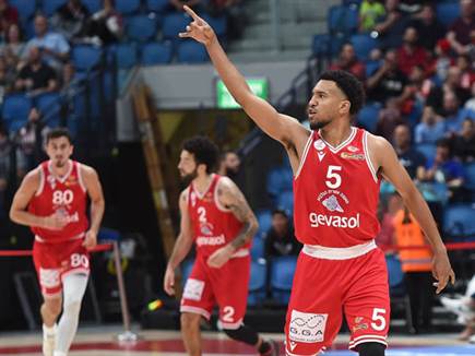 גנבו את הביתיות (ברני ארדוב, מנהלת הליגה)