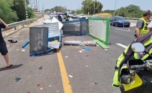זירת התאונה בכביש 35 (צילום: תיעוד מבצעי מד"א)
