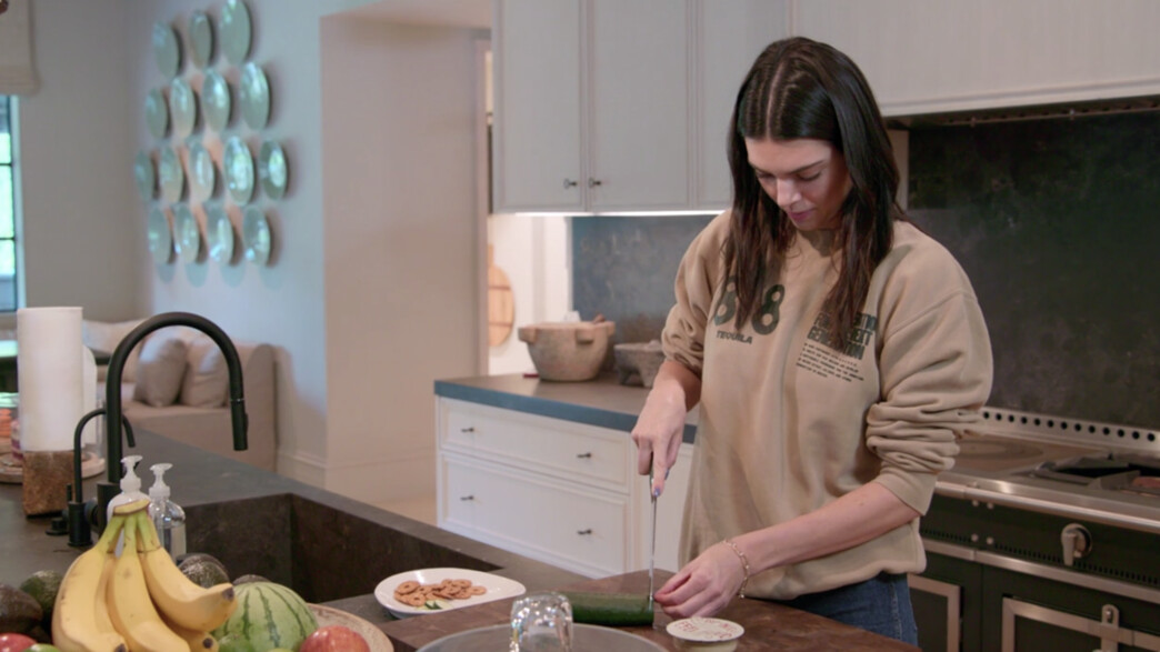 קנדל ג'נר, "הקרדשיאנס" (צילום: Hulu, צילום מסך)