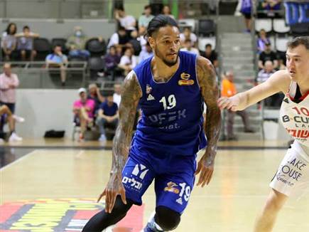 להט (מנהלת הליגה, לילך וייס-רוזנברג)