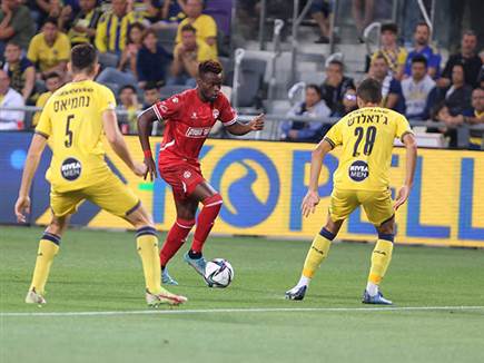 ב"ש ומכבי נפגשו הערב לקרב על המקום ה-2 (צילום: מרקו)