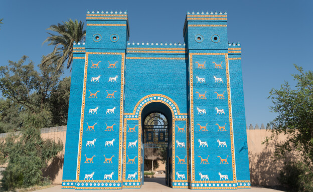 Ishtra Gate in Babylon Iraq (Photo: Focus and Blur, shutterstock)