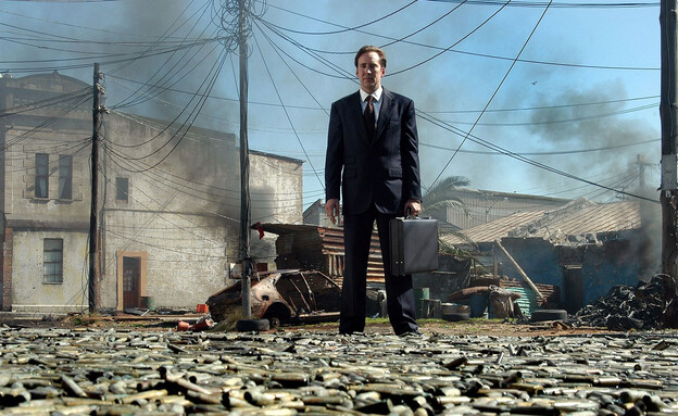 ניקולס קייג' מגלם את דמותו של ויקטור בוט בסרט "שר  (צילום: מתוך הסרט "שר המלחמה")
