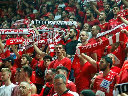 אווירה מותחת כתמיד (אלן שיבר)