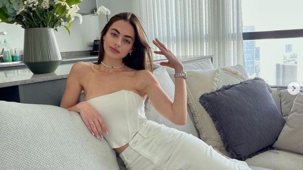 הדירה החדשה של יעל שלביה, ג - 1