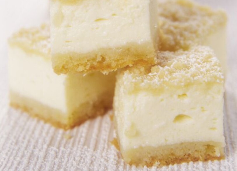 קוביות גבינה ושטרויזל