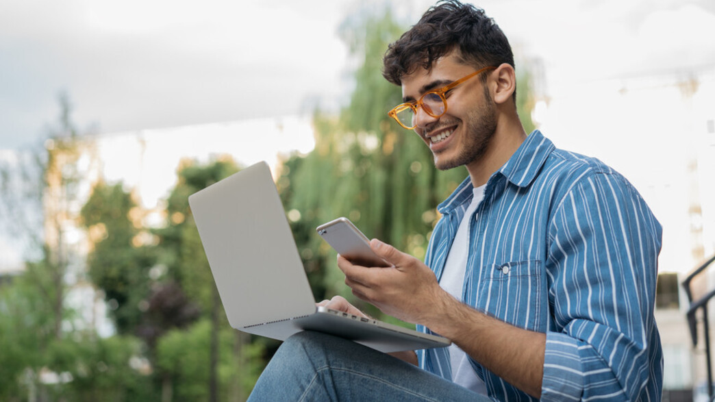 סטודנט סטודנט
