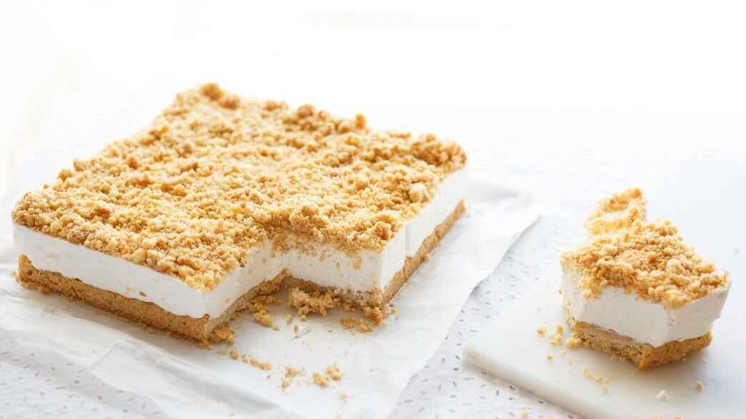 עוגת גבינה פירורים, קרן אגם