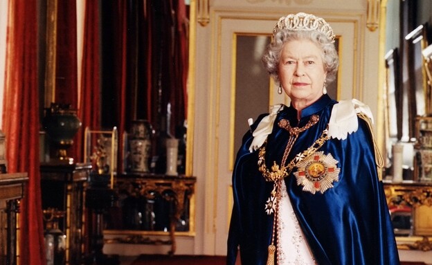 המלכה אליזבת' בתצלום של צ'ארלס גרין (צילום: צ'ארלס  גרין)