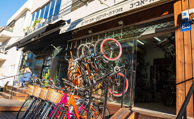 חנות אופניים בתל אביב (אילוסטרציה: Elena Dijour, shutterstock)