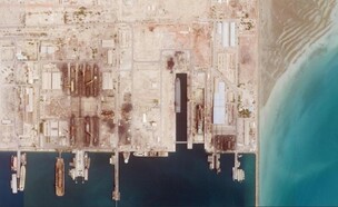 צילומי לוויין חושפים: איראן פועלת להסב ספינת משא ג (צילום: ap)