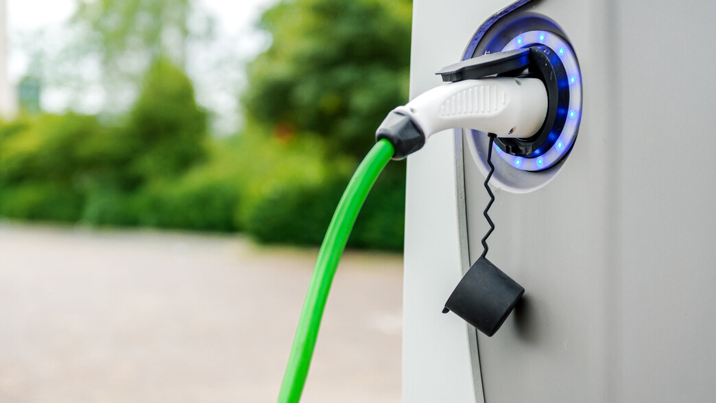 הטענת רכב חשמלי