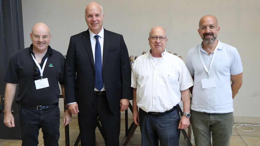 פירמת עורכי הדין ש.הורביץ חילקה מלגות לסטודנטים