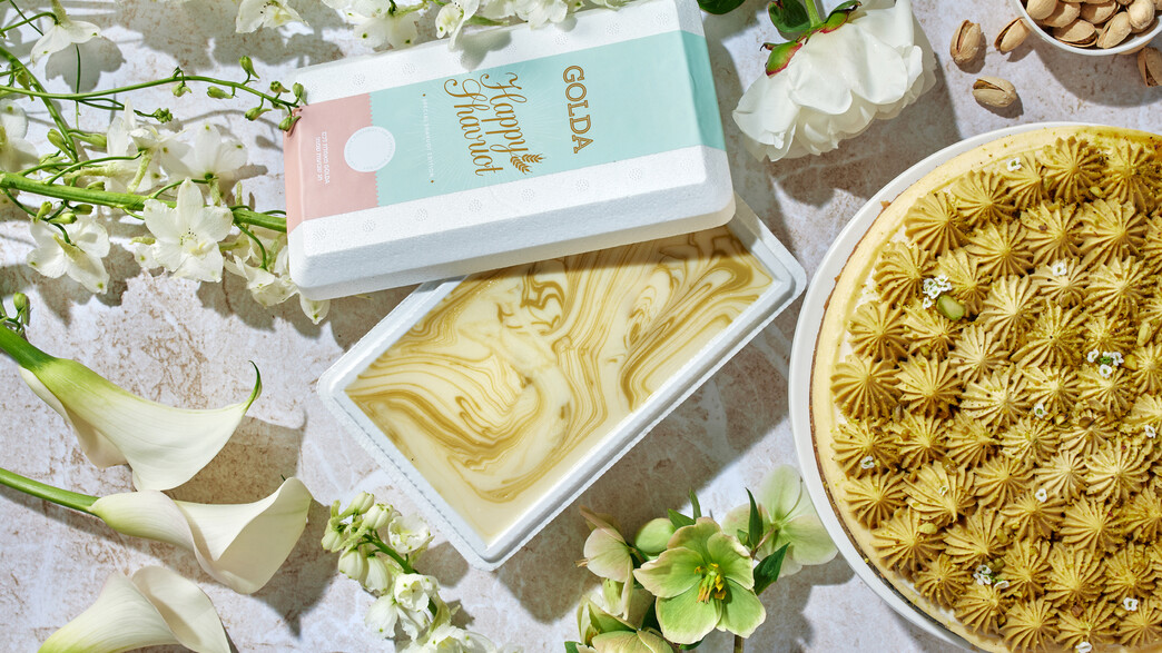 עוגת גבינה ופיסטוק של גולדה לשבועות