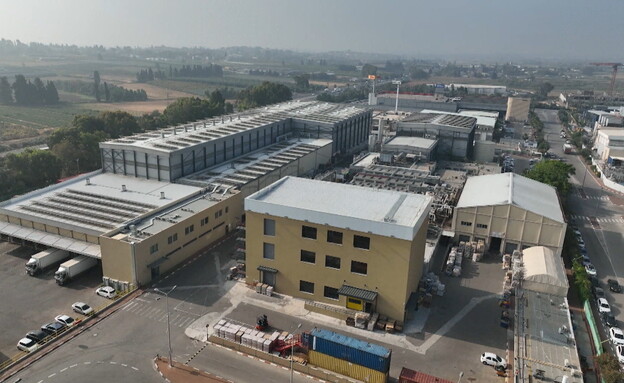 מפעל סנו, אזור תעשייה עמק חפר (צילום: חדשות 12)