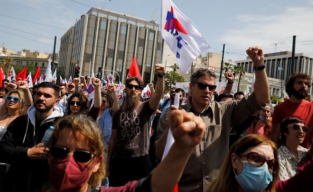 הפגנות ביוון (צילום: רויטרס)
