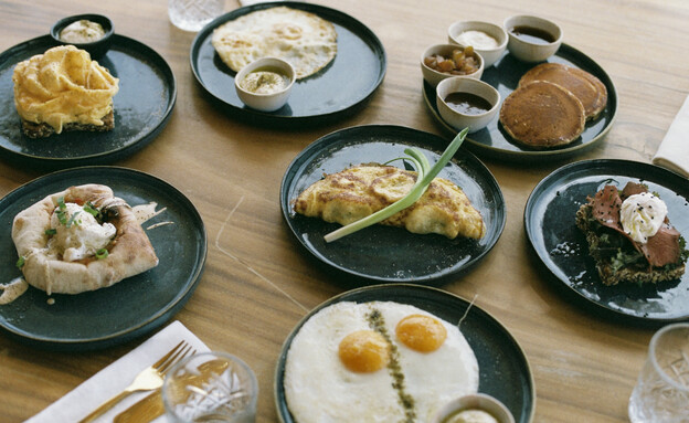 ארוחת בוקר מפוארת (צילום: מירב בן לולו, יחסי ציבור)