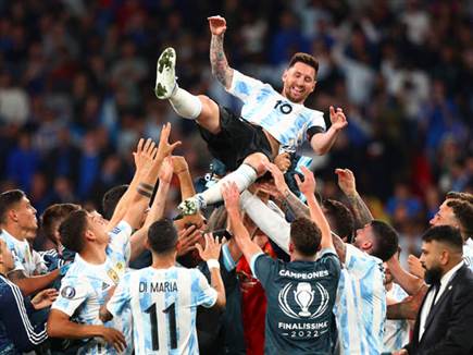 ארגנטינה נראית נהדר חצי שנה למונדיאל (Getty)