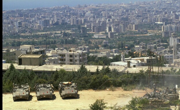 כוחות צה"ל משקפים על בירות (צילום: Ya'akov Sa'ar/GPO, getty images)